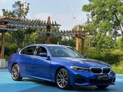 BMW 3 Series 320i M Sport Package - ფოტო 3