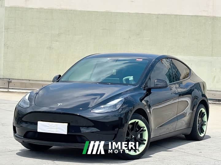 Tesla Model Y Facelift Rear-Wheel Drive