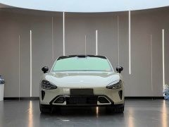 Xiaomi SU7 Rear-Wheel Drive Standard Edition - ფოტო 2