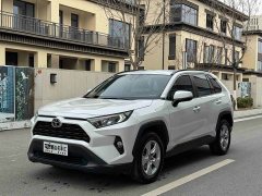 Toyota RAV4 2.0L CVT FWD Urban Edition - ფოტო 1