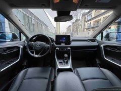Toyota RAV4 2.0L CVT FWD Urban Edition - ფოტო 6