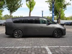 Li Auto MEGA Home Family Edition - ფოტო 4