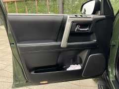 Toyota 4Runner 4.0L Automatic - ფოტო 19