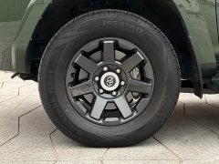 Toyota 4Runner 4.0L Automatic - ფოტო 8