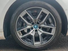 BMW i5 eDrive 35L Luxury Edition Premium Package - ფოტო 15