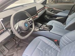BMW i5 eDrive 35L Luxury Edition Premium Package - ფოტო 8
