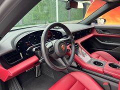 Porsche Taycan - ფოტო 9