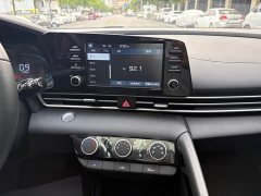 Hyundai Elantra 2023 1.5L CVT GLX Elite - ფოტო 12
