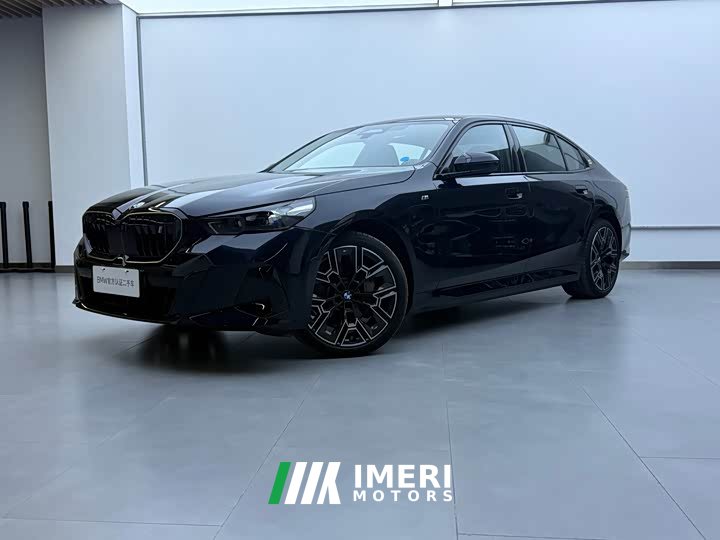 BMW i5 xDrive 50L M Sport Package - ავტომობილი ჩინეთიდან
