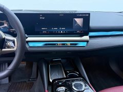 BMW i5 xDrive 50L M Sport Package - ფოტო 13