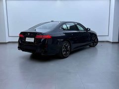 BMW i5 xDrive 50L M Sport Package - ფოტო 4