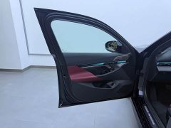 BMW i5 xDrive 50L M Sport Package - ფოტო 9