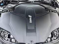 BMW i7 xDrive60L Luxury Package - ფოტო 8