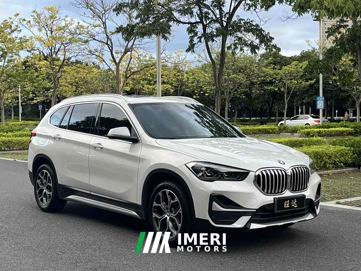 BMW X1 sDrive20Li Premium Edition