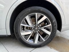 Li Auto L8 2023 Pro - ფოტო 13