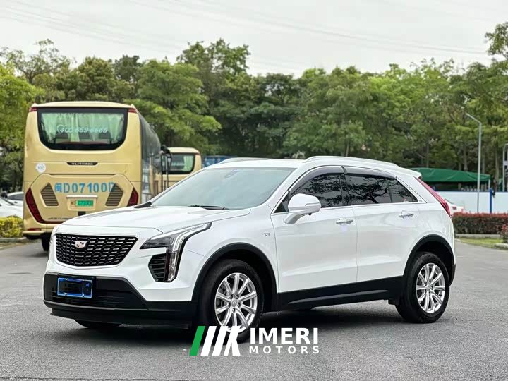 Cadillac XT4 28T FWD Fashion Edition - ავტომობილი ჩინეთიდან