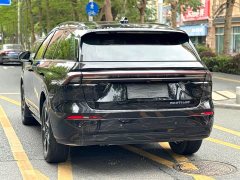 Lincoln Explorer 2.0T AWD EcoBoost Hybrid Elite - ფოტო 18