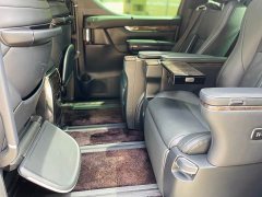 Toyota Alphard 2020 Twin-Engine 2.5L Premium Edition - ფოტო 14