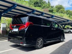 Toyota Alphard 2020 Twin-Engine 2.5L Premium Edition - ფოტო 8
