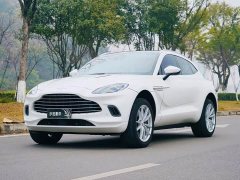 Aston Martin DBX 3.0T Straight-Six - ფოტო 1