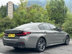 BMW 5 Series (Imported) 525i M Sport Package - ფოტო 15