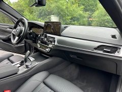 BMW 5 Series (Imported) 525i M Sport Package - ფოტო 9