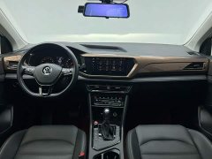 Volkswagen Touareg 2021 280TSI FWD Luxury Plus - ფოტო 18