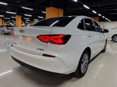 Chevrolet Cruze 320 Automatic Enjoy Sunroof Edition - фото 7