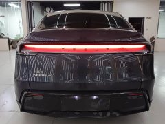 Tesla Model Y Rear-Wheel Drive - ფოტო 7