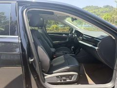 Volkswagen Passat 330TSI Starry Sky Elite - ფოტო 6