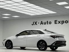 Hyundai Elantra 1.5L CVT GLX Elite - ფოტო 11
