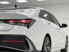 Hyundai Elantra 1.5L CVT GLX Elite - ფოტო 8