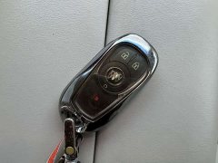 Buick GL8 Land Business Class Comfort Edition - ფოტო 10