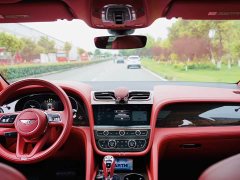 Bentley Bentayga 2021 4.0T V8 - ფოტო 15