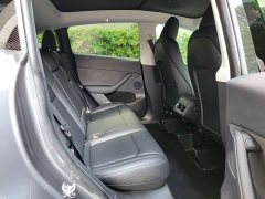 Tesla Model Y Rear-Wheel Drive - ფოტო 12