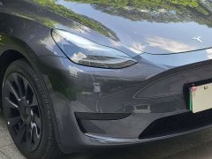 Tesla Model Y Rear-Wheel Drive - ფოტო 6