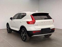 Volvo XC40 T4 AWD Smart Remote Luxury Edition - ფოტო 5