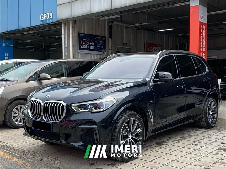 BMW X5 xDrive 30Li Luxury M Sport Package - ავტომობილი ჩინეთიდან