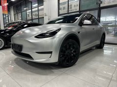 Tesla Model Y Rear-Wheel Drive - ფოტო 1