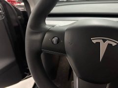 Tesla Model Y Rear-Wheel Drive - ფოტო 15