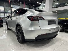 Tesla Model Y Rear-Wheel Drive - ფოტო 9