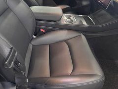 Tesla Model Y Rear-Wheel Drive - ფოტო 11