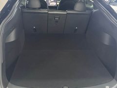 Tesla Model Y Rear-Wheel Drive - ფოტო 13