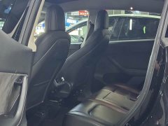 Tesla Model Y Rear-Wheel Drive - ფოტო 6