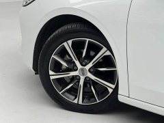 Geely Emgrand 4th Generation 1.5L CVT Luxury - ფოტო 13