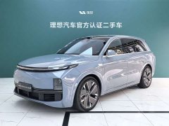 Li Auto L8 Ultra Smart Refresh Edition - ფოტო 1