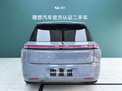 Li Auto L8 Ultra Smart Refresh Edition - ფოტო 16