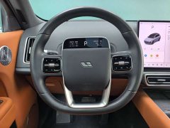 Li Auto L8 Ultra Smart Refresh Edition - ფოტო 8