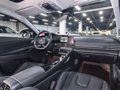 Hyundai Elantra 1.5L CVT Luxury - ფოტო 16