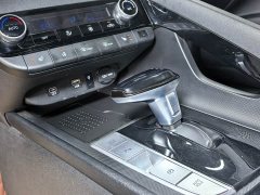 Hyundai Elantra 1.5L CVT Luxury - ფოტო 18